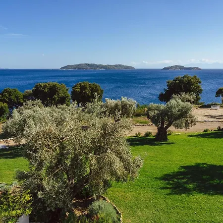 Cape Blue Ξενοδοχείο με διαμερίσματα 4*