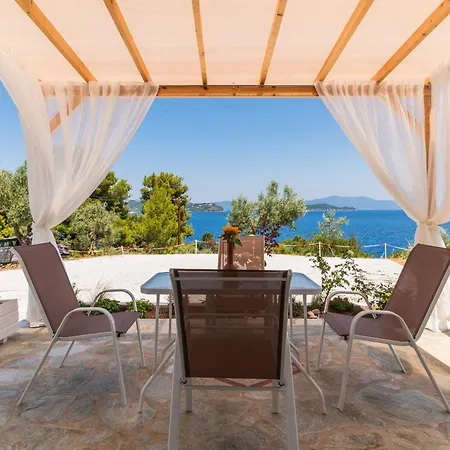 Ξενοδοχείο με διαμερίσματα Cape Blue
