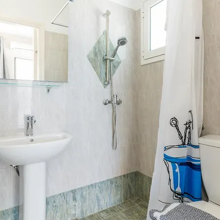 Ξενοδοχείο με διαμερίσματα Cape Blue 4*