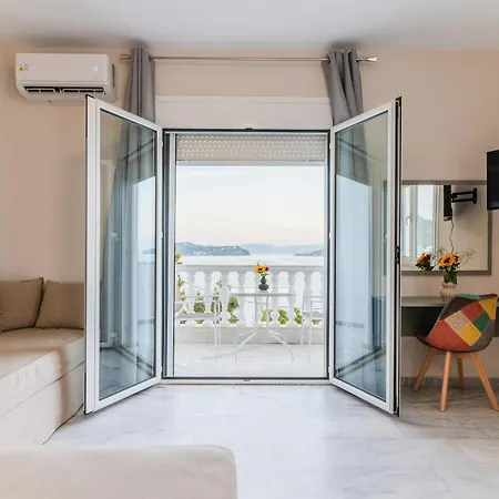 Cape Blue Ξενοδοχείο με διαμερίσματα 4*