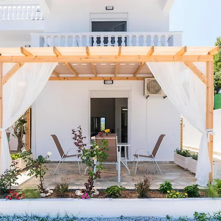 Ξενοδοχείο με διαμερίσματα Cape Blue 4*