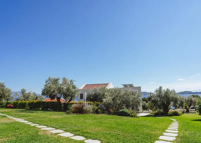 Cape Blue Achladies (Skiathos)