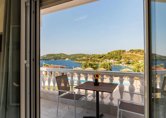 Hotel de apartamente Cape Blue Achladies (Skiathos)