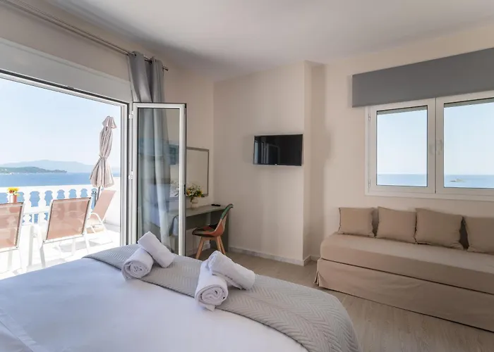 شقة فندقية Cape Blue 3*